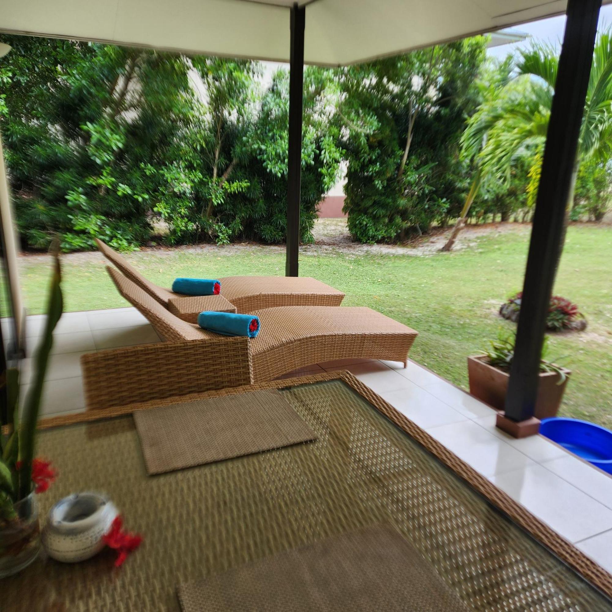 Surf Tropical Villa Takamaka Cerf Island Exterior foto